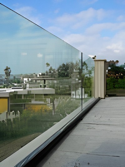 Akme Glass premium glass fencing installation
